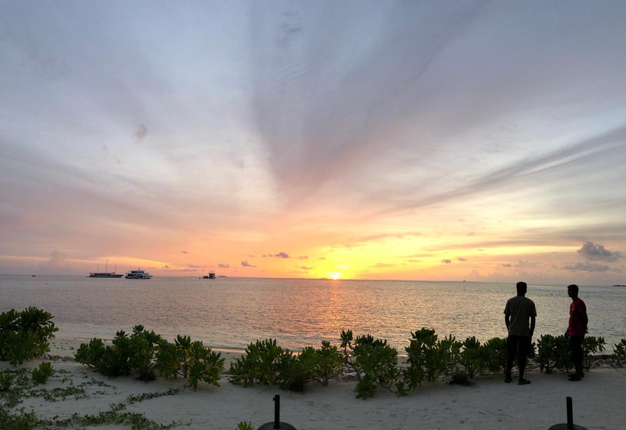 Dům (320 m²), pokoje: 11, vlastní koupelny: 12, destinace: Jižní Male Atoll Guraidhoo  Exteriér fotografie